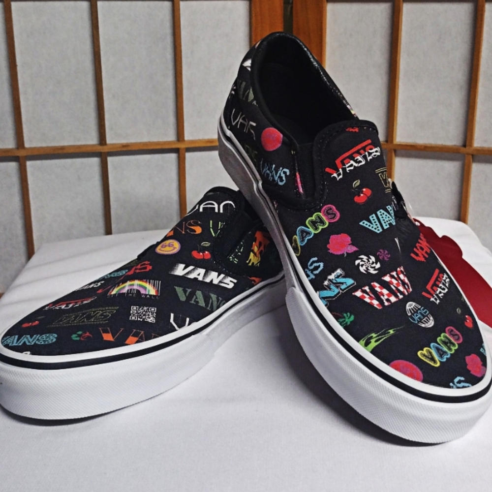 Vans w/ Box Disruptive Slip On Graffiti Shoes